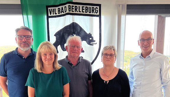 Der geschäftsführende Vorstand des VfL Bad Berleburg 1863 e.V. im Jahr 2022. (Foto: Verein) Der geschäftsführende Vorstand des VfL Bad Berleburg 1863 e.V. im Jahr 2022. (Foto: Verein)